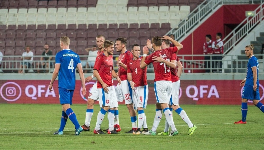 爱游戏官网-包含捷克主场逼平马耳他,小组排名保持不变的词条