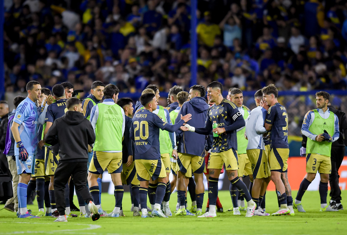 爱游戏app-关于那不勒斯在对阵博洛尼亚的比赛中展开战斗的信息