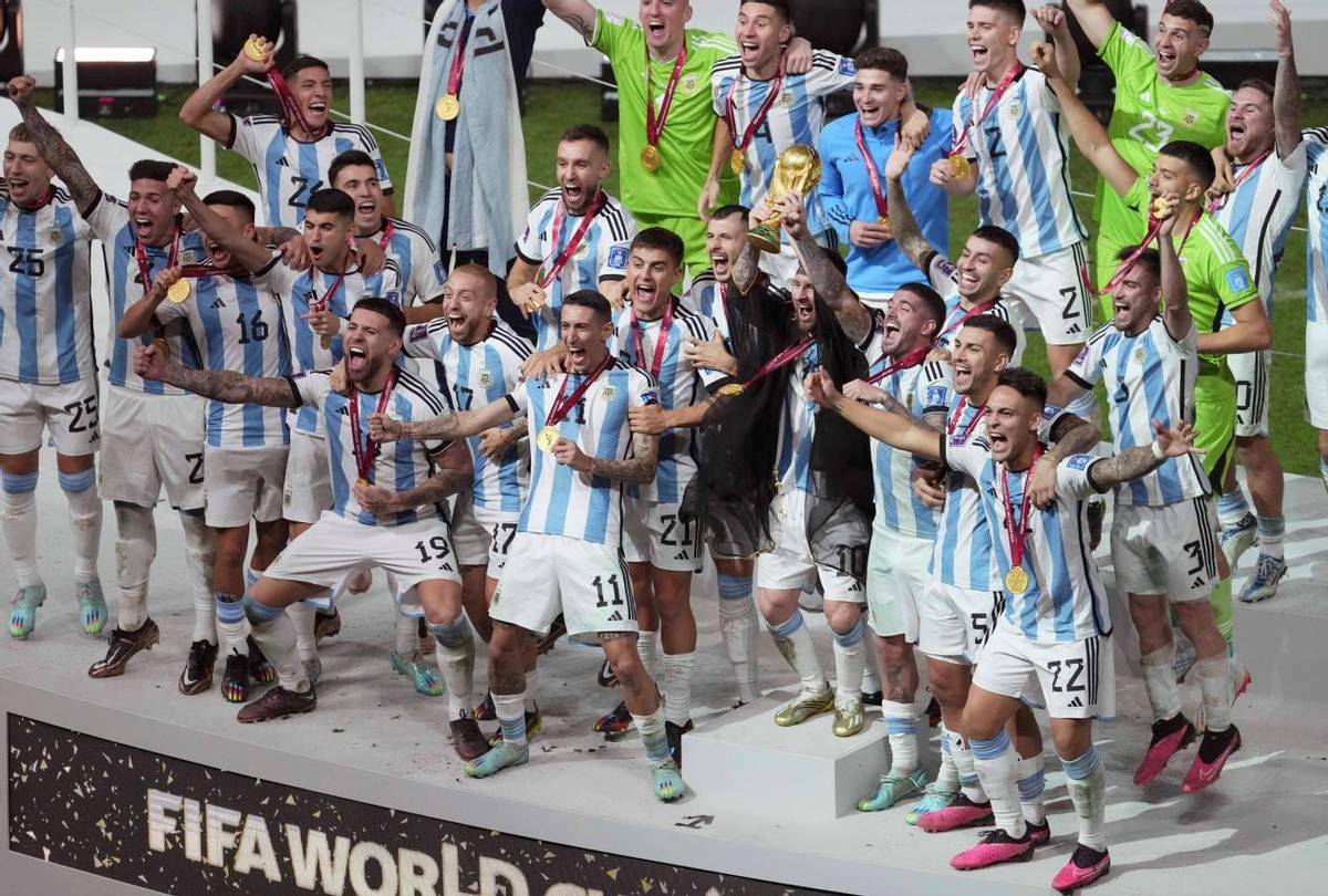 球队的表现在国际舞台上引发热议 球队的表现在国际舞台上引发热议