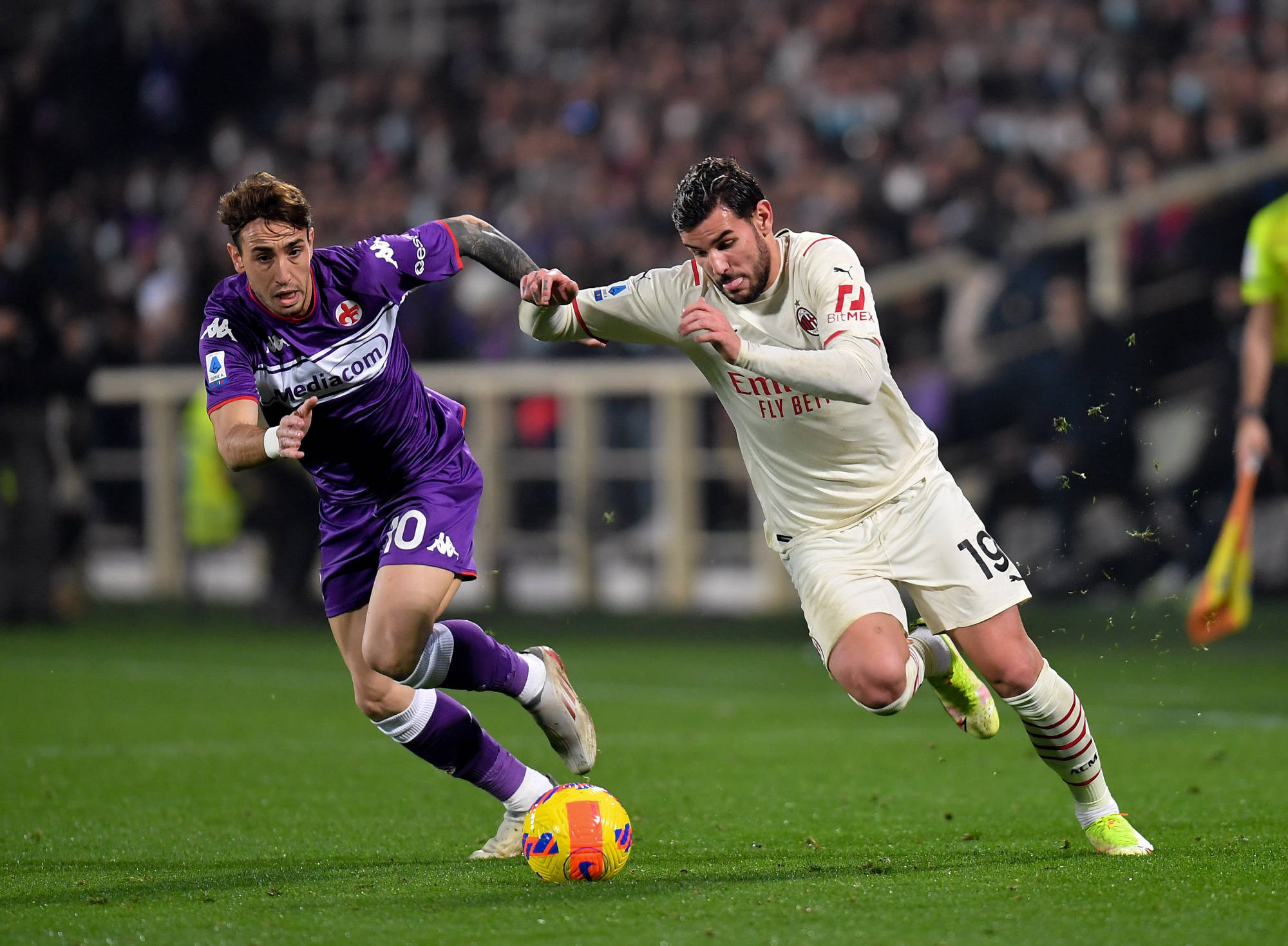 佛罗伦萨主场迎战对手,球迷热情支持的简单介绍 佛罗伦萨主场迎战对手,球迷热情支持的简单介绍