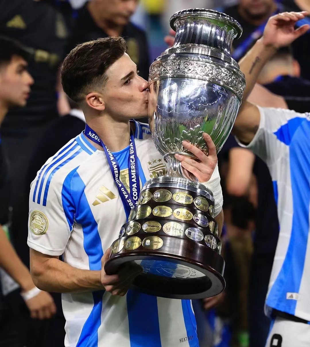 爱游戏下载-拉美霸主:阿根廷男篮勇夺冠军