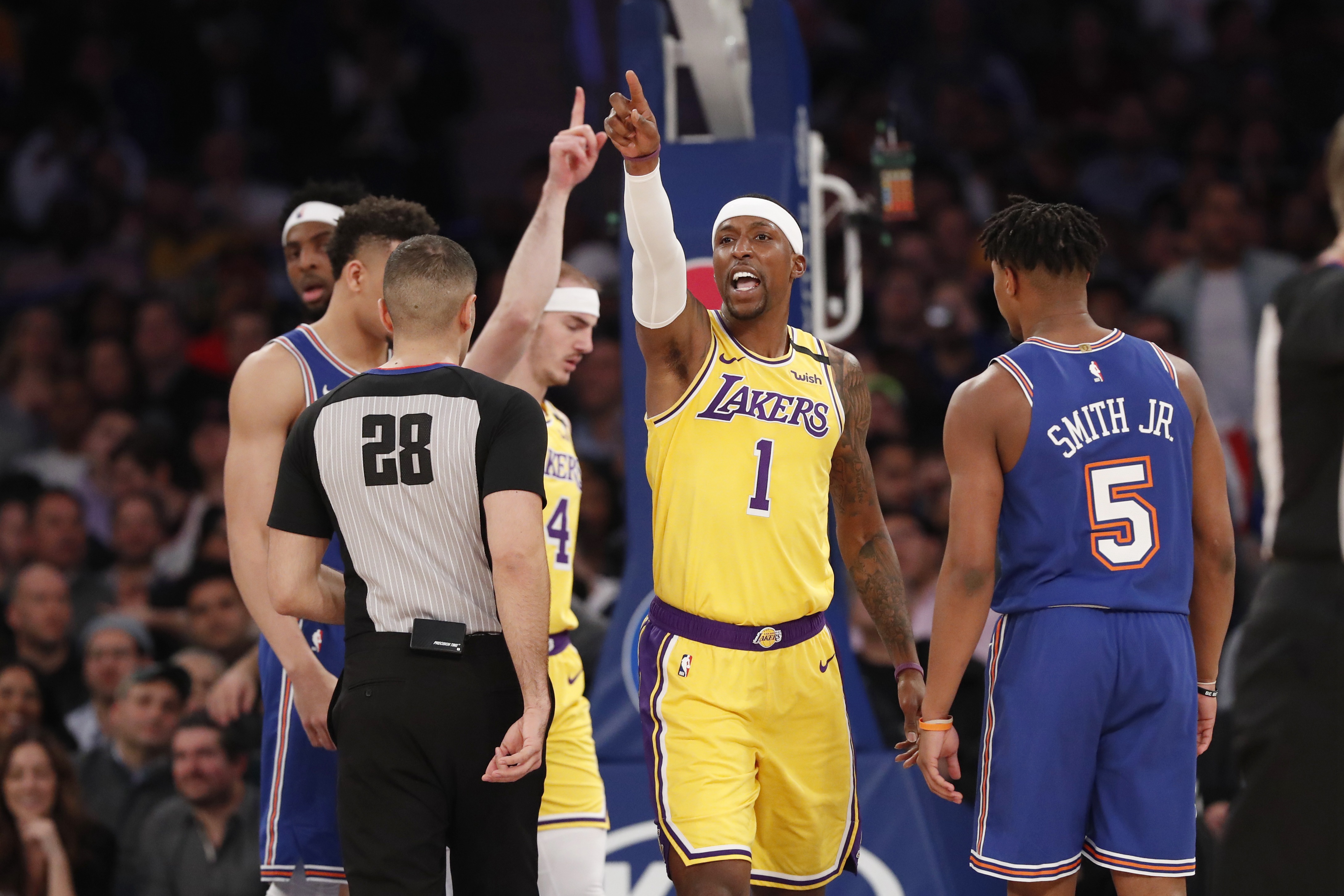 爱游戏官方登录入口-胜利调整战力均衡，对手猛烈反扑酿成大败