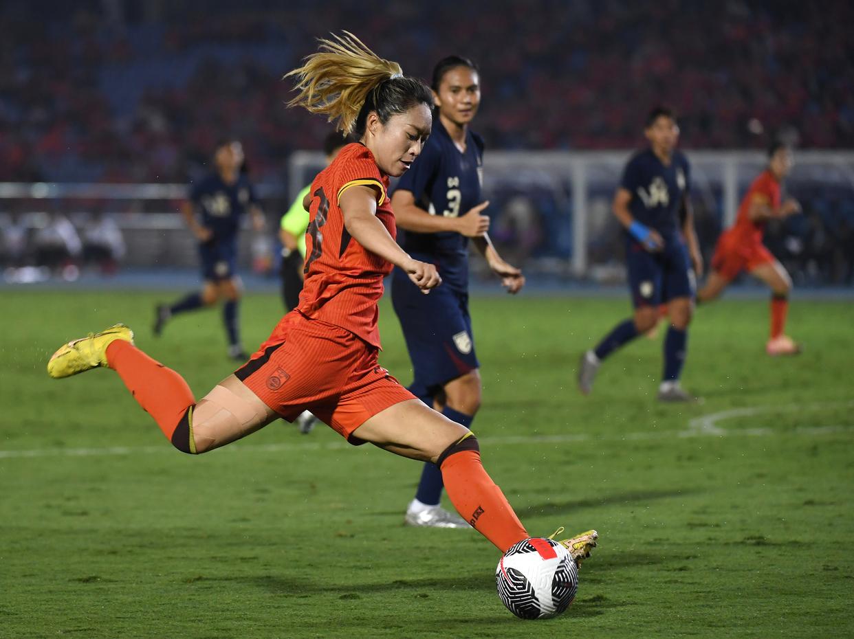 国内女足赛事中，大胜对手获得令人瞩目成绩