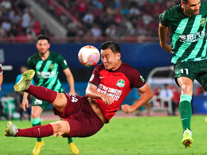 包含河南队全员备战，迎接关键比赛的词条