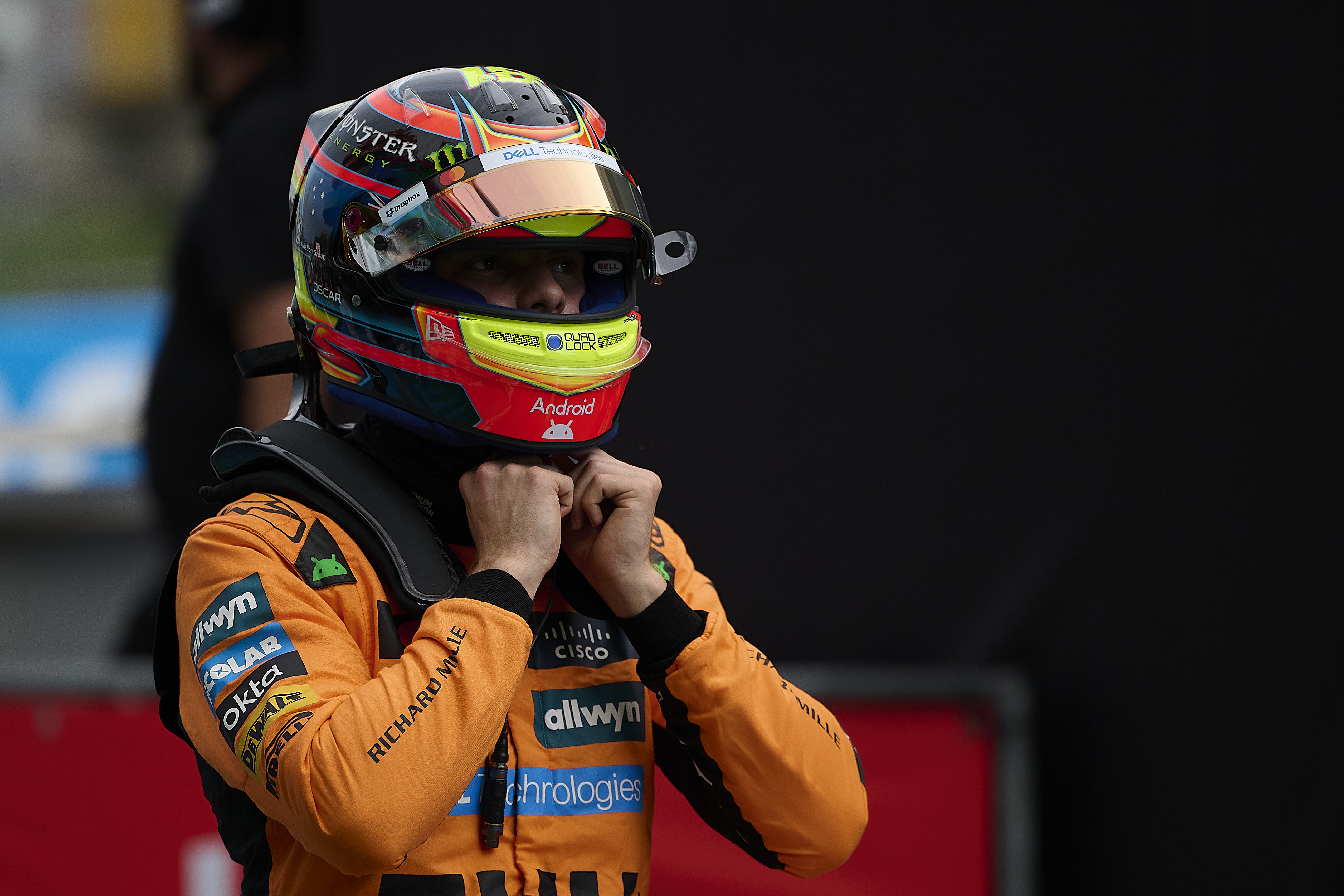 爱游戏直播-西班牙公开赛马拉松选手夺取金牌