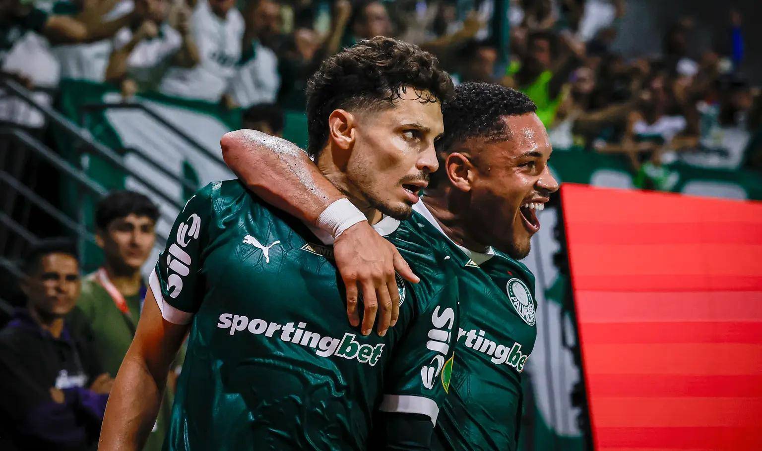 帕尔梅拉斯球迷现场助威,激发球队夺冠斗志的简单介绍 帕尔梅拉斯球迷现场助威,激发球队夺冠斗志的简单介绍