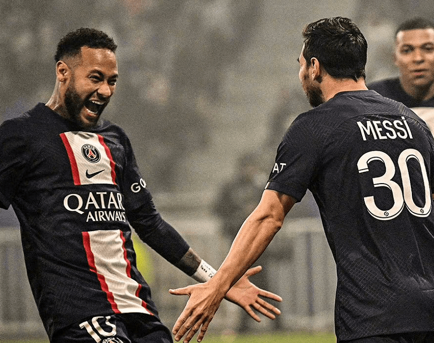 爱游戏馆-包含阿维尼翁在客场逼平马赛,不负出色表现的词条