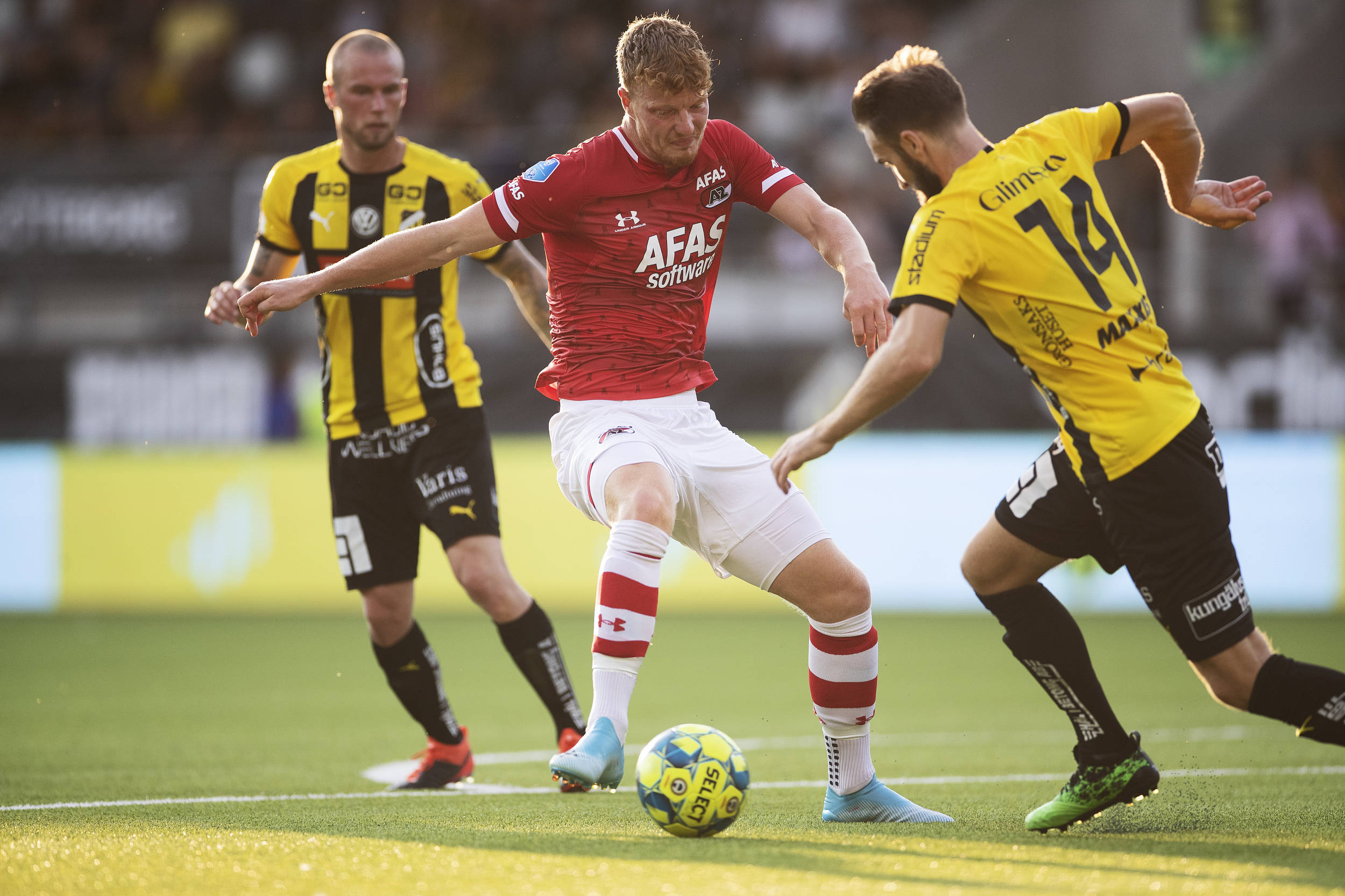 瑞典队艰难胜出,晋级欧洲杯四强赛 瑞典队艰难胜出,晋级欧洲杯四强赛