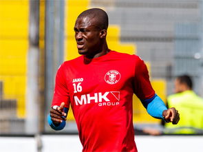 拜仁慕尼黑横扫勒沃库森,提前三轮夺得德甲冠军,2021拜仁慕尼黑