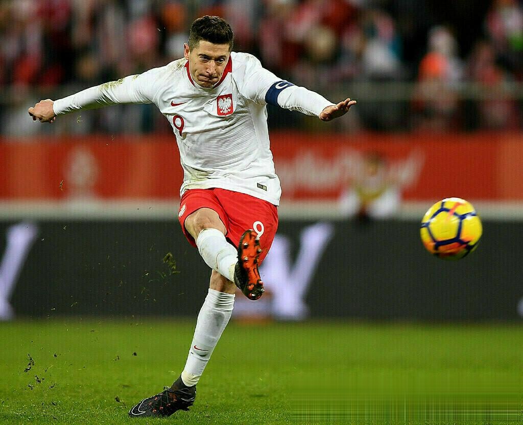 波兰选手意气风发,夺得国际杯冠军的简单介绍 波兰选手意气风发,夺得国际杯冠军的简单介绍