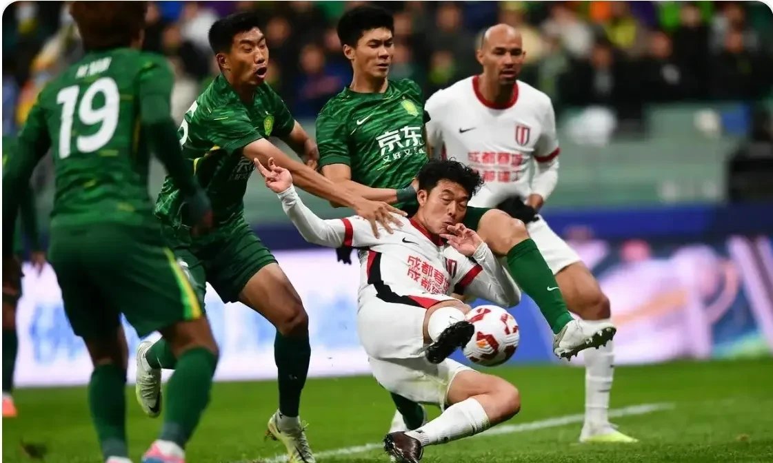 恒大对阵国安:对决强队,争先觅胜,保持势头的简单介绍 恒大对阵国安:对决强队,争先觅胜,保持势头的简单介绍