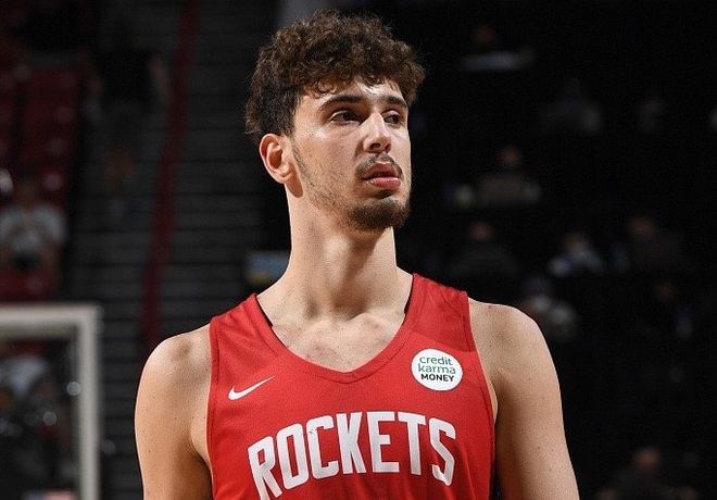 新赛季首秀成功,球队实力得到验证 新赛季首秀成功,球队实力得到验证