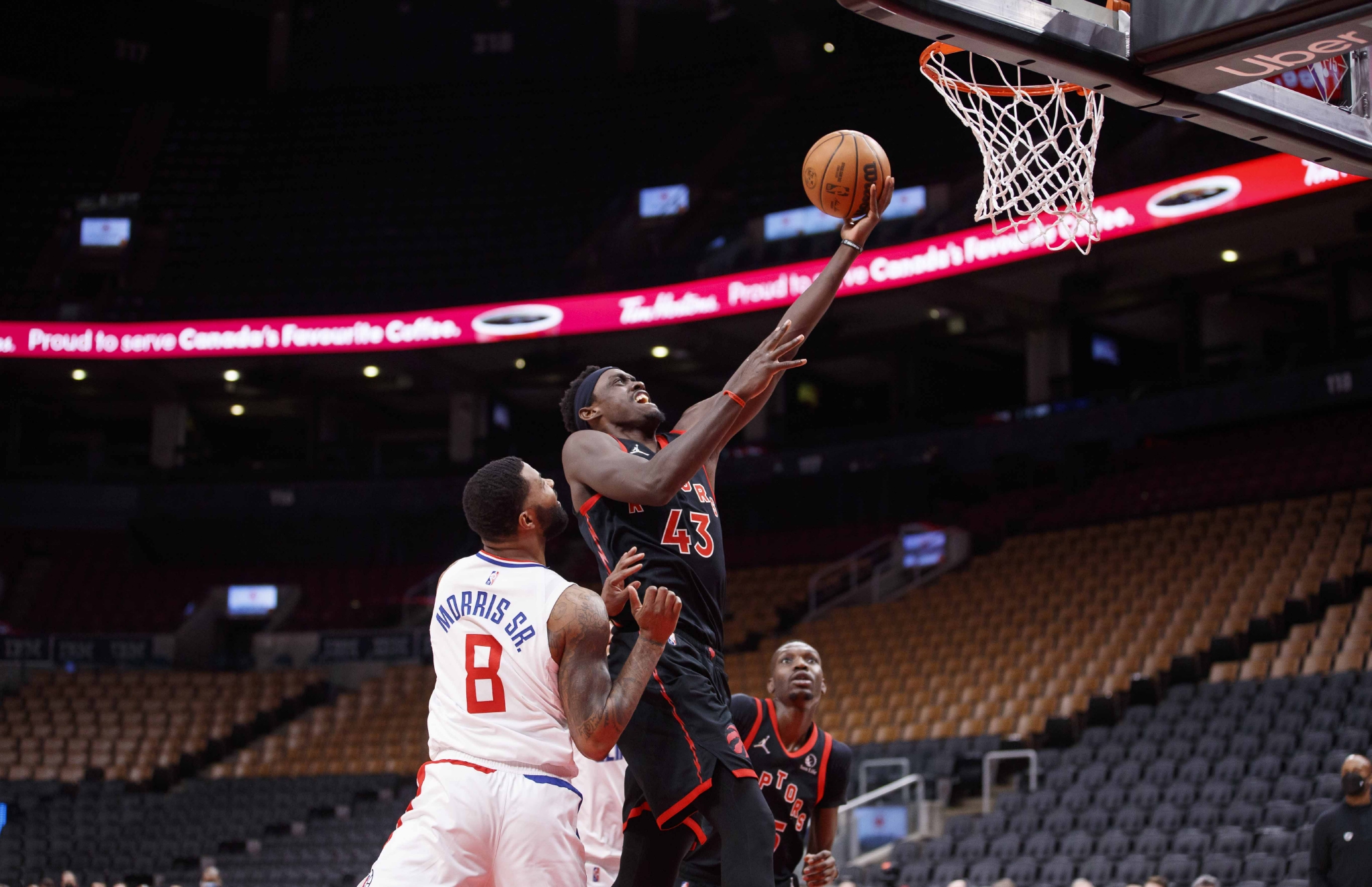 爱游戏链接-包含快船继续胜势,击败多伦多猛龙的词条