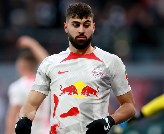 包含布隆追平乌干达,晋级下一轮的词条