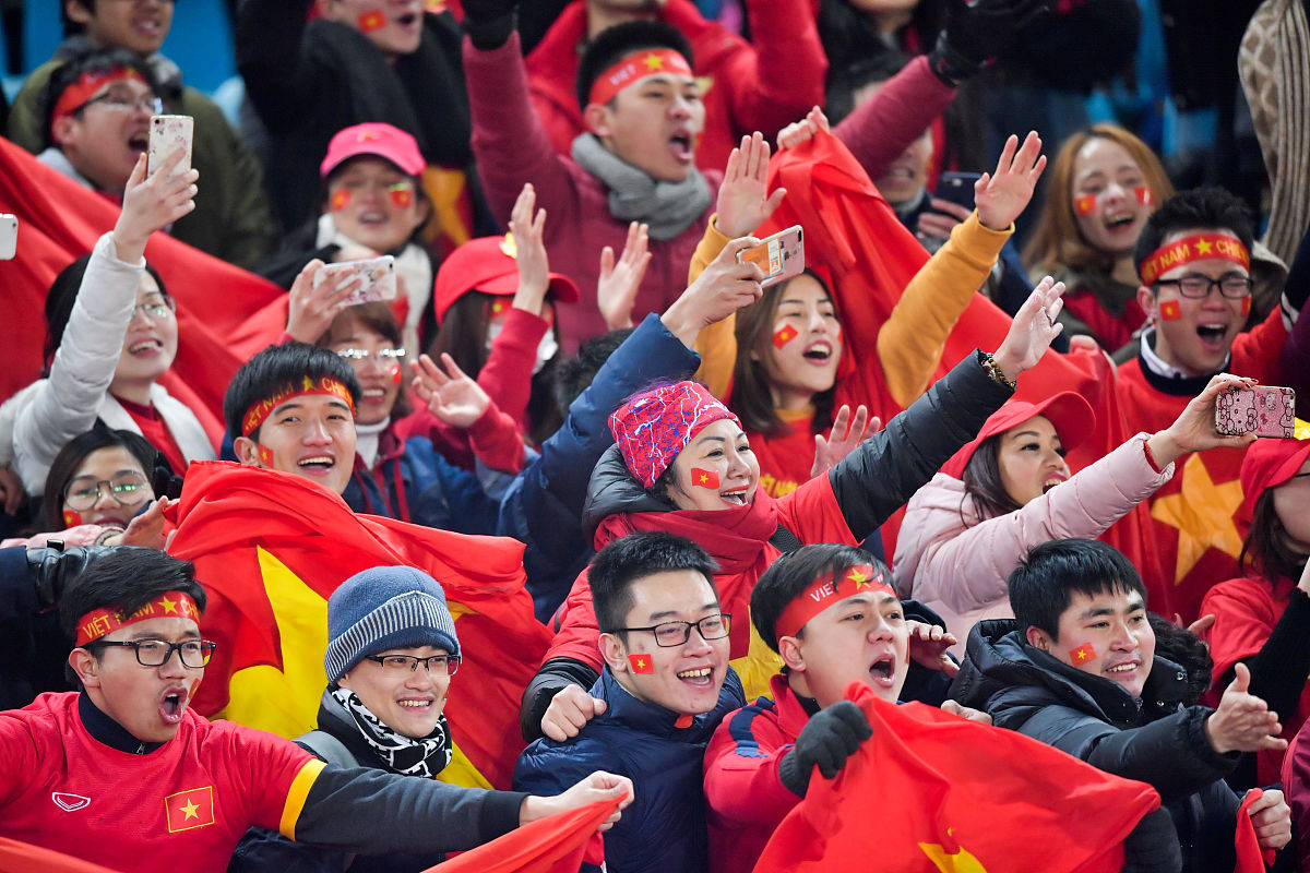 爱游戏亚洲官网-包含红红火火!国内足球比赛精彩纷呈的词条