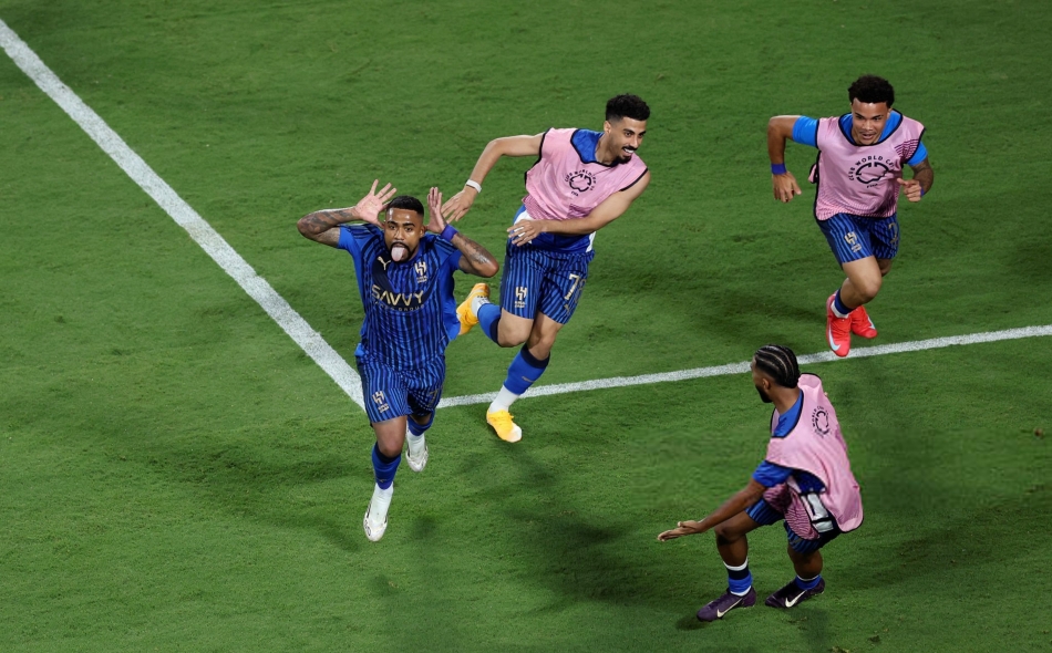 爱游戏培训-包含曼城豪取四连胜,晋级前景一片光明的词条