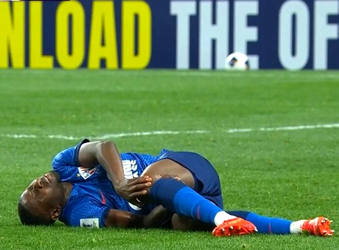 爱游戏官网app-阿拉维斯球员退出比赛因伤情